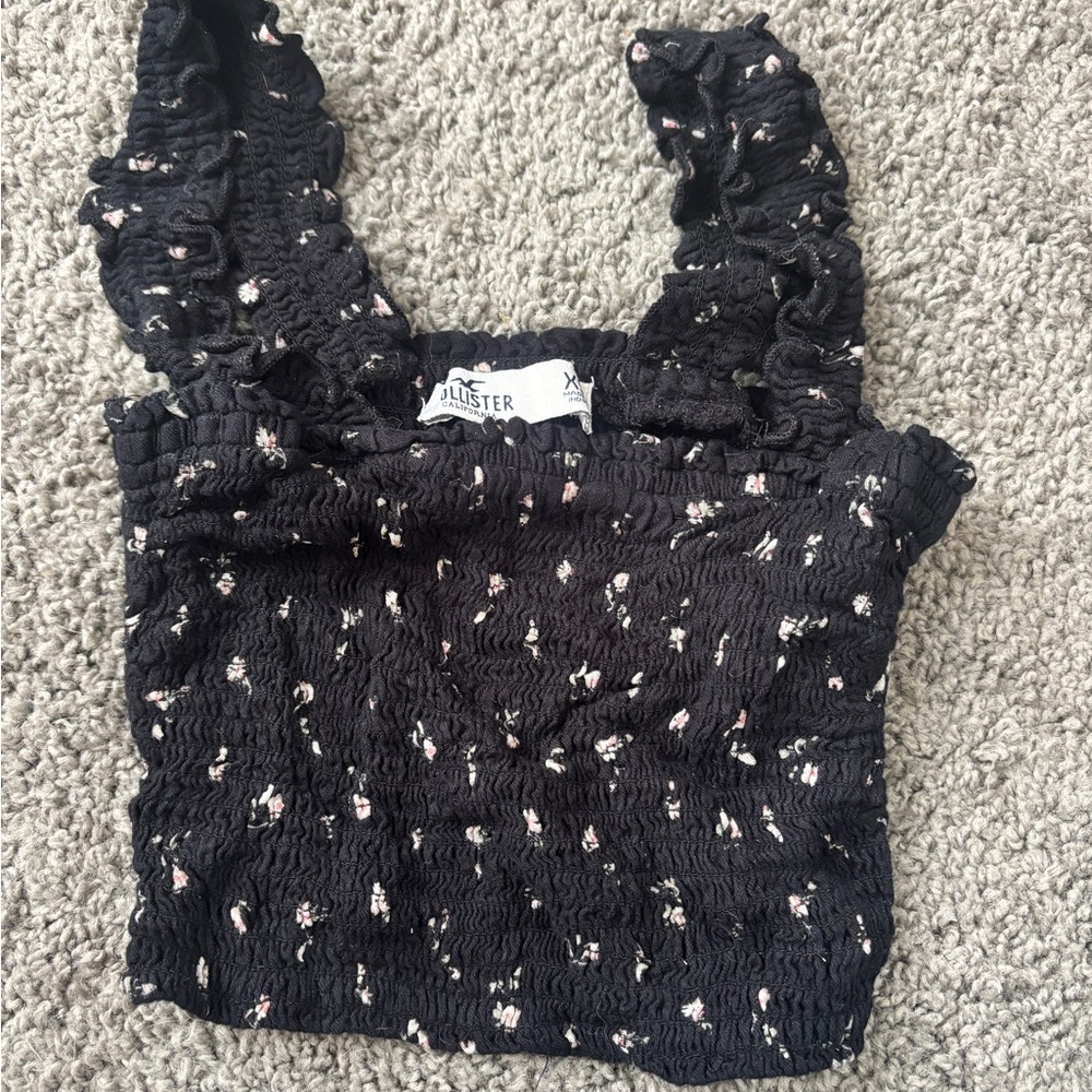 Hollister Black and White Floral Crop Top